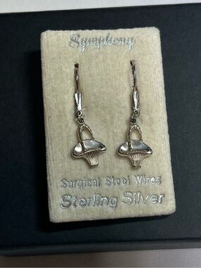 New Kordes & Lichtenfels Germany (K&L) Sterling silver drop earrings